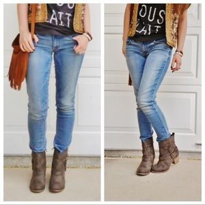 Y2K AEO Light Medium Skinny Jeans